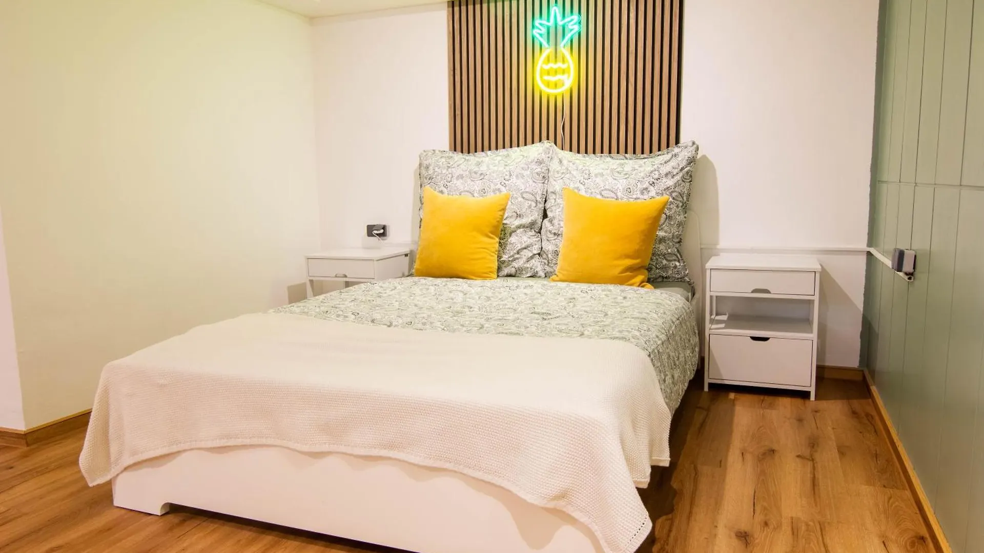 Comfort Hub - Homestay - 3 Gaestezimmer Im Eigentumshaus Cologne Guest house