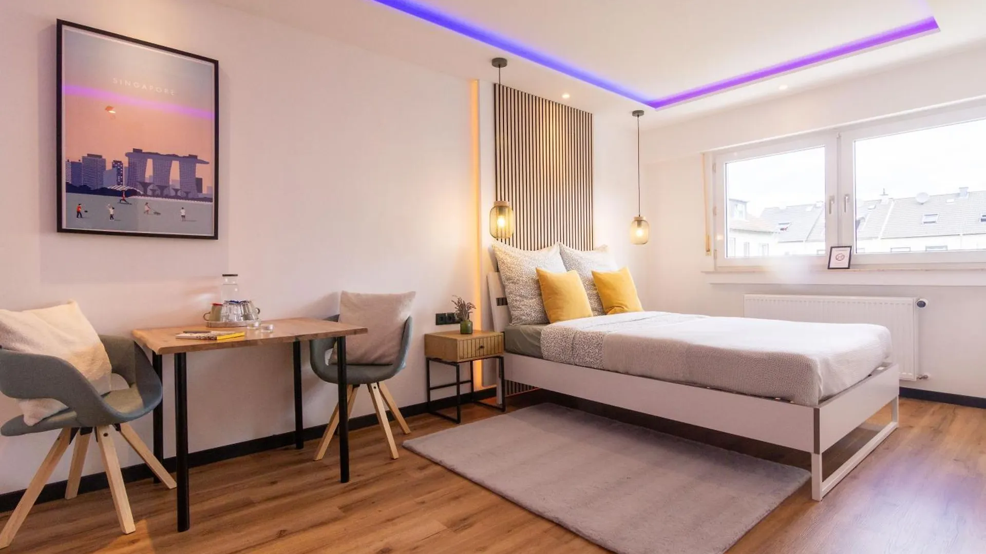 Guest house Comfort Hub - Homestay - 3 Gaestezimmer Im Eigentumshaus Cologne