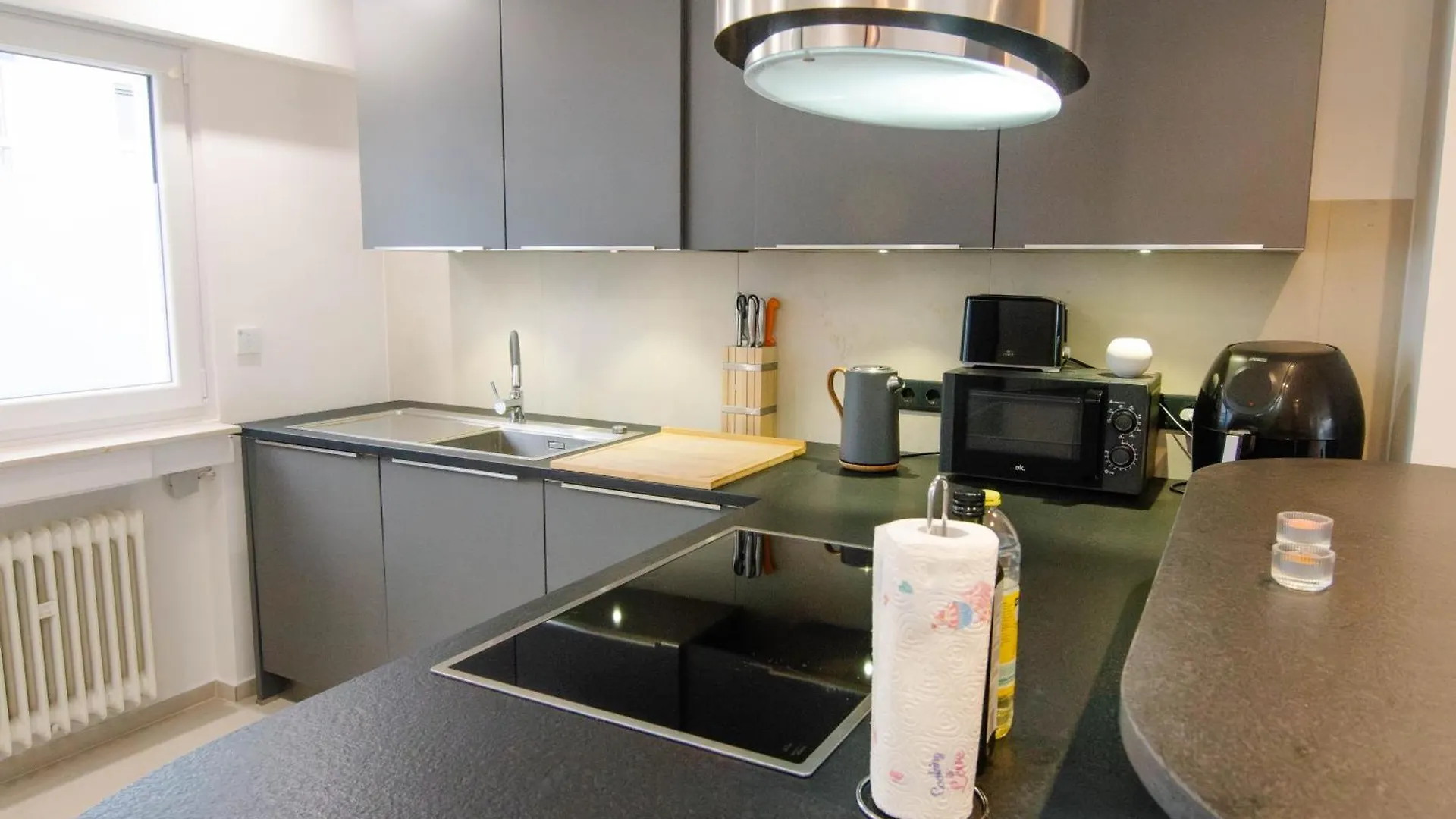 Comfort Hub - Homestay - 3 Gaestezimmer Im Eigentumshaus Cologne Guest house
